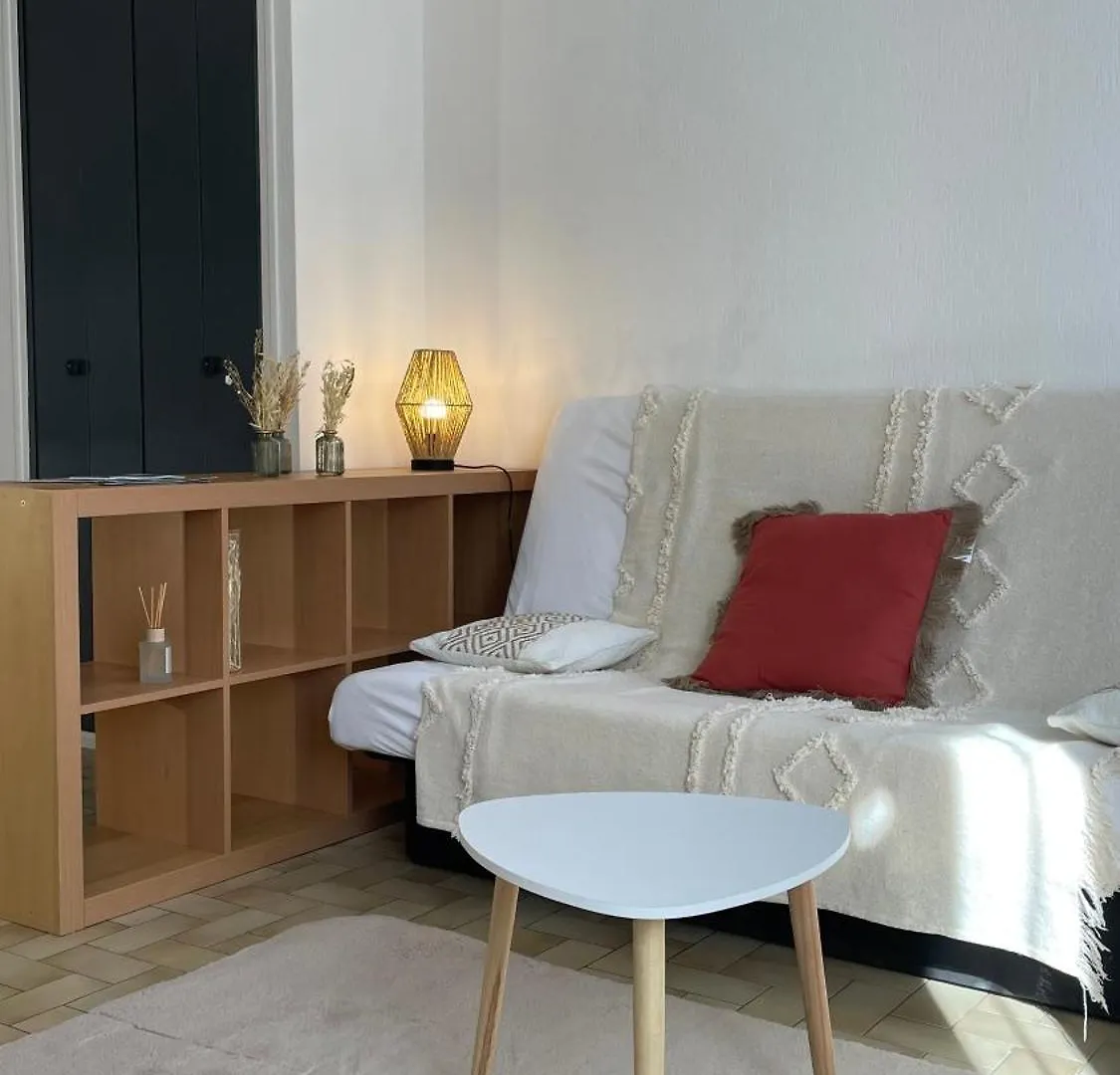 Spacieux Studio « Boheme » 迪涅莱班